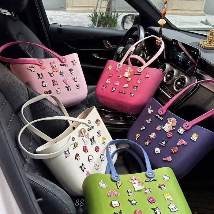 𝐓𝐮́𝐢 𝐧𝐡𝐮̛̣𝐚 𝐜𝐫𝐨𝐬𝐬