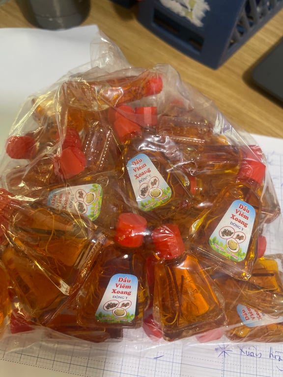 Dầu viêm xoang rễ cây lố/50 chai