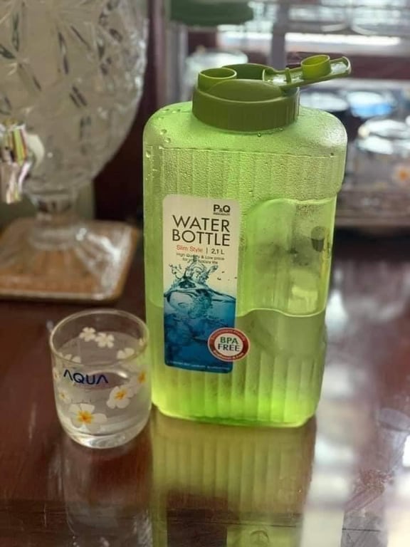 BÌNH NƯỚC LOCK&LOCK AQUA 2.1L