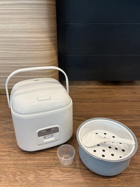 Thơm ngon như cơm nhà nấu với nồi cơm điện Lebenlang LBL0587