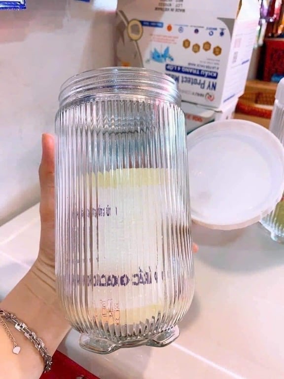 hũ thuỷ tinh hàng quà tặng KM của Unilever 900ml