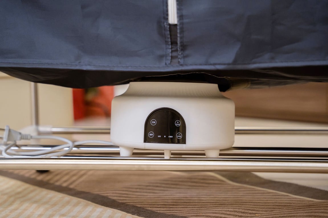 Tủ sấy Gume, màu Xanh 1800W