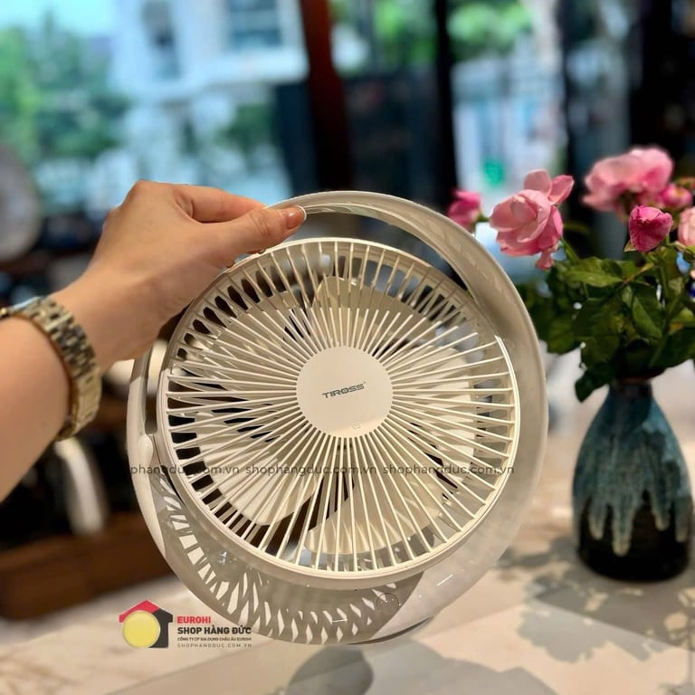 QUẠT SẠC ĐỂ BÀN USB TIROSS TS2282