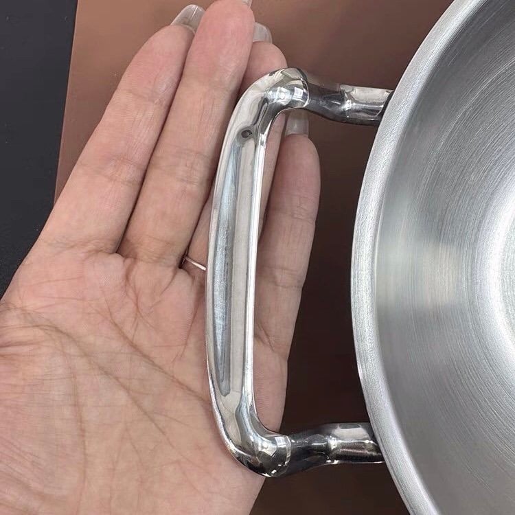 Nồi liền đáy hai quai nắp viền đỏ 20/24cm