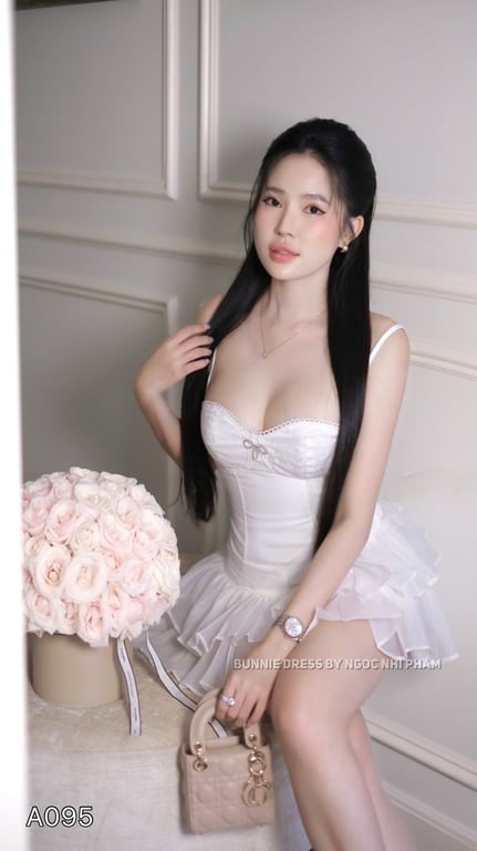 A095- váy 2s bèo trắng