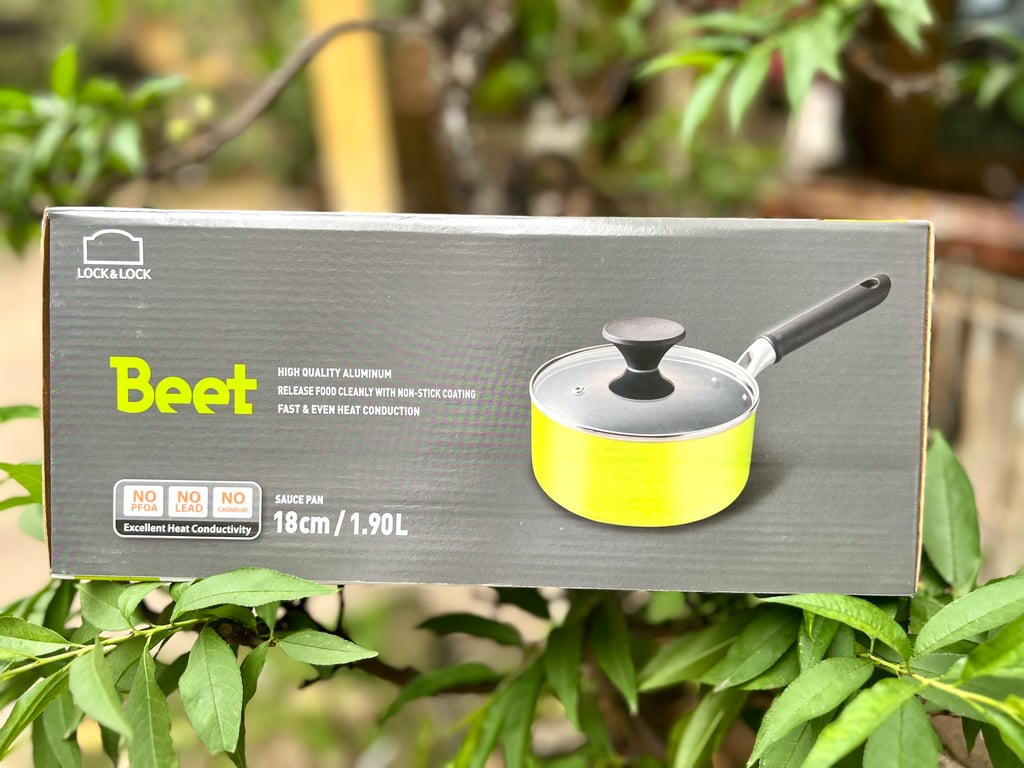 QUÁNH CHỐNG DÍNH SAUCEPAN OKITSUMO LOCKNLOCK 18CM