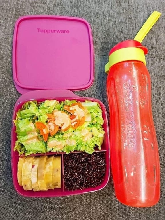 Hộp cơm nhỏ xinh cho các bé yêu