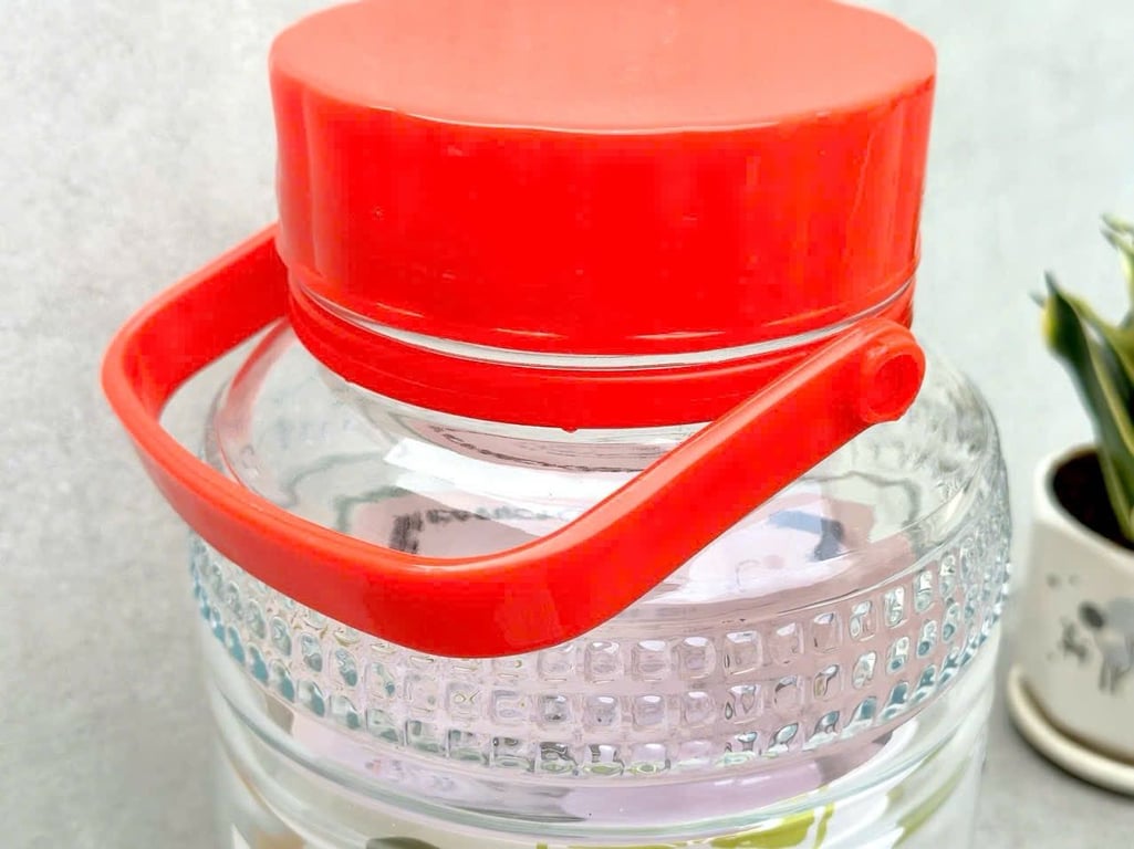 Thuỷ tinh Nhật 2L và 5L