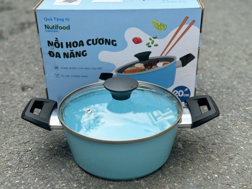 NỒI VÂN ĐÁ HOA CƯƠNG MIỆNG RÓT 20CM GREEN COOK ( hàng KM của nutifood )