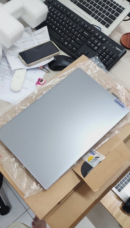 Laptop Lenovo Ideapad Slim 5 14IMH9 83DA0020VN (U7-155H/32GB/1TB PCIE/14.0 WUXGA OLED/WIN11/XÁM)