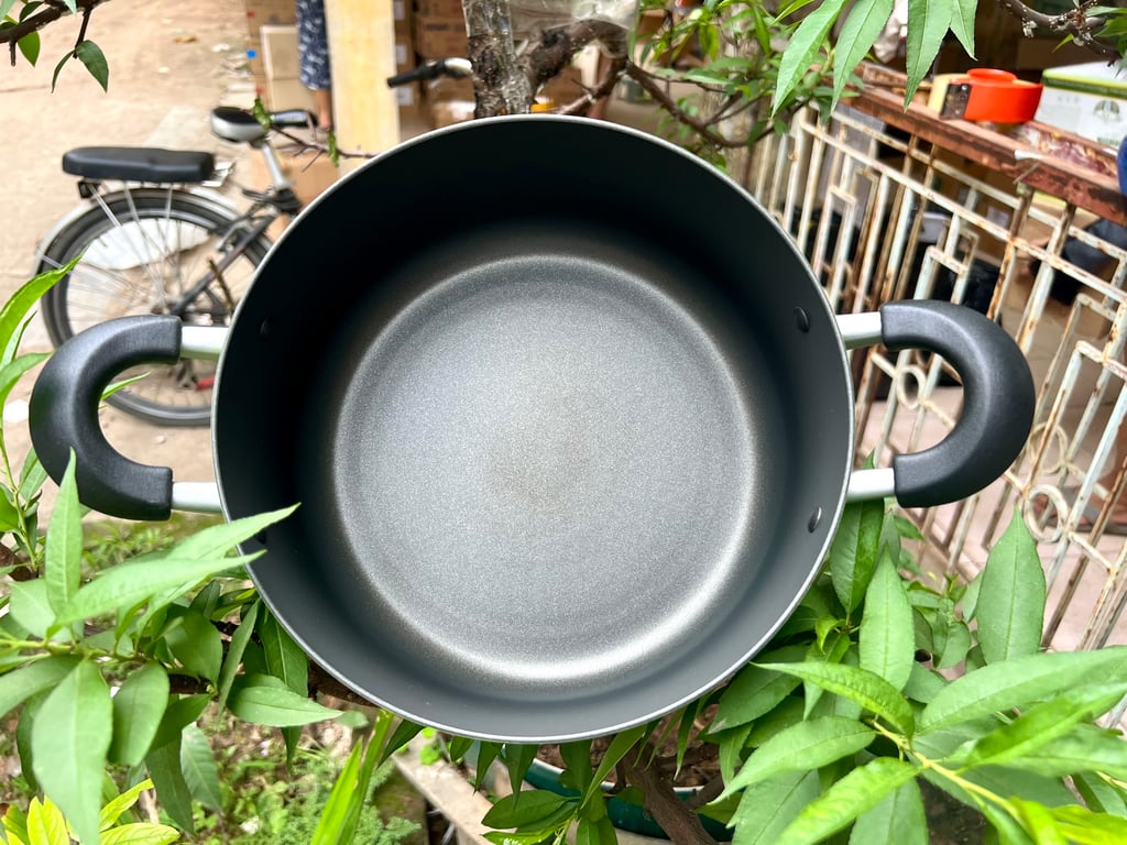 NỒI NHÔM ĐÁY TỪ BEET OKITSUMO CỦA NHÀ LOCK&LOCK 24cm