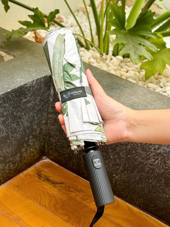 Ô siêu nhẹ gấp gọn có móc treo, ô  tự động 2 chiều 10 nan kaiyo