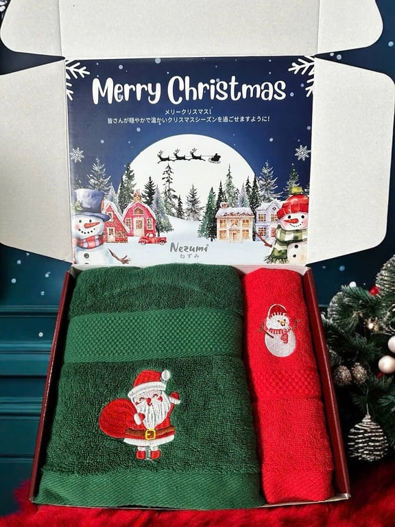 Set khăn tắm, khăn lau đầu Nezumi thêu hình Noel