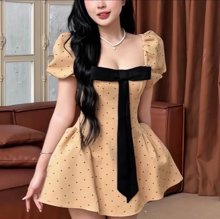 Váy bi nơ