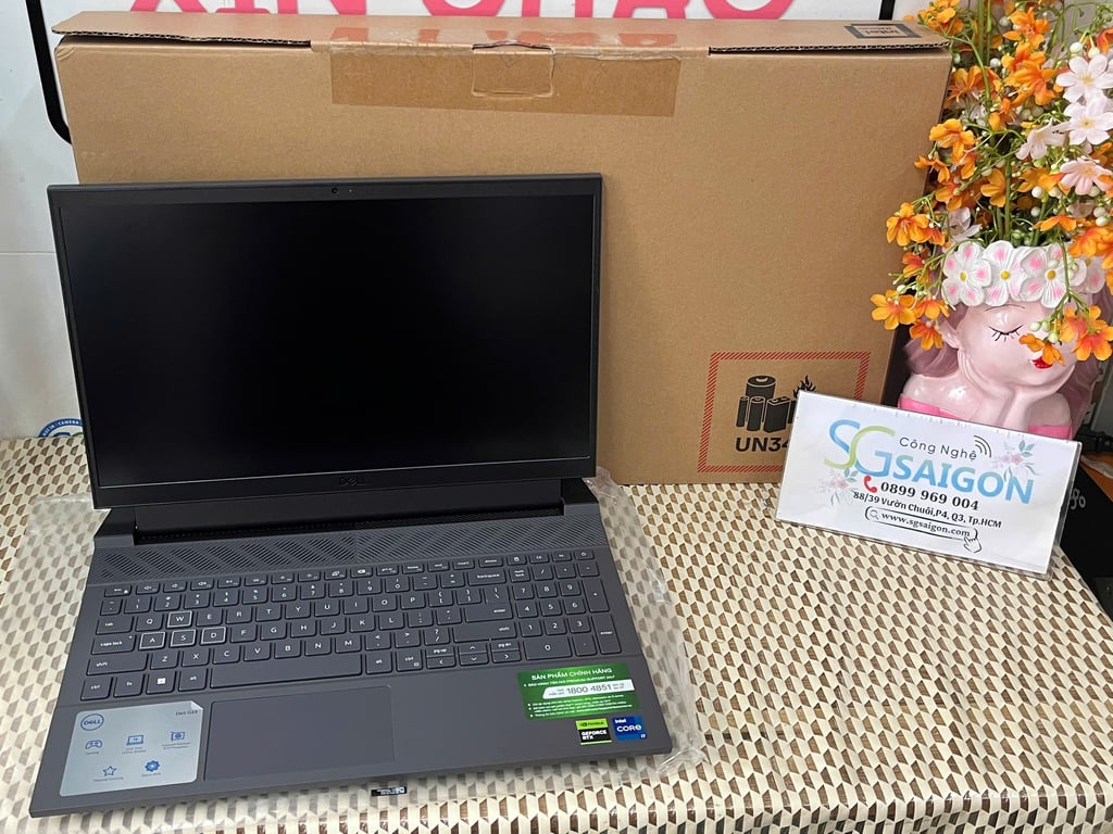 Laptop Dell Gaming G15 5530 71053700