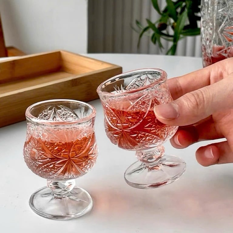 BỘ BÌNH THUỶ TINH KÈM 6 LY XINH XINH ❤️