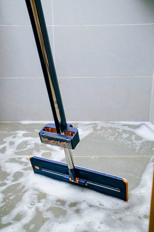 Cây lau nhà tự vắt tích hợp gốm ion diệt khuẩn và gạt nước thông minh Kaiyo