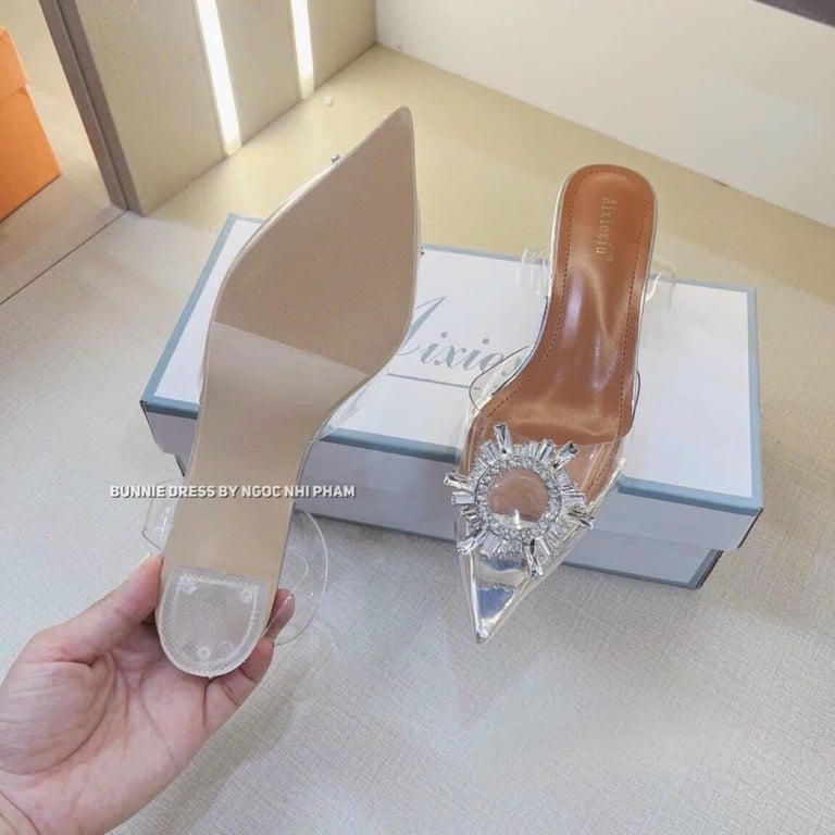 Guốc mica mặt trời