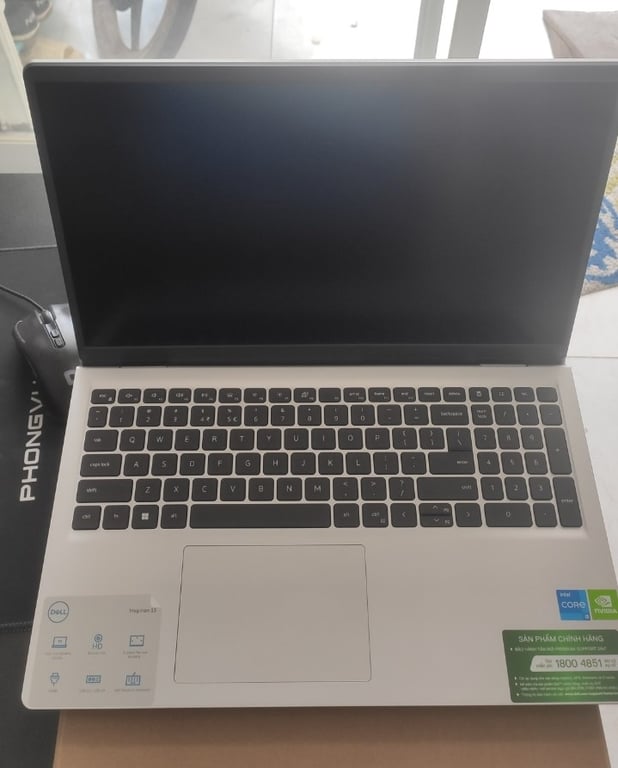 Laptop Dell INSPIRON 3530 (I5 1335U 8GB RAM/512GB SSD/MX550 2G/15.6 INCH FHD 120HZ/WIN11/OFFICEHS21/BẠC)