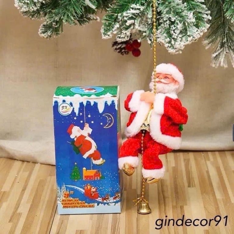 Ông già Noel 25cm siêu dễ thương đang leo dây