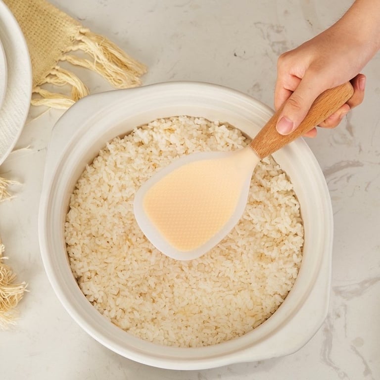 Muôi xới cơm Silicon cán gỗ chống nóng