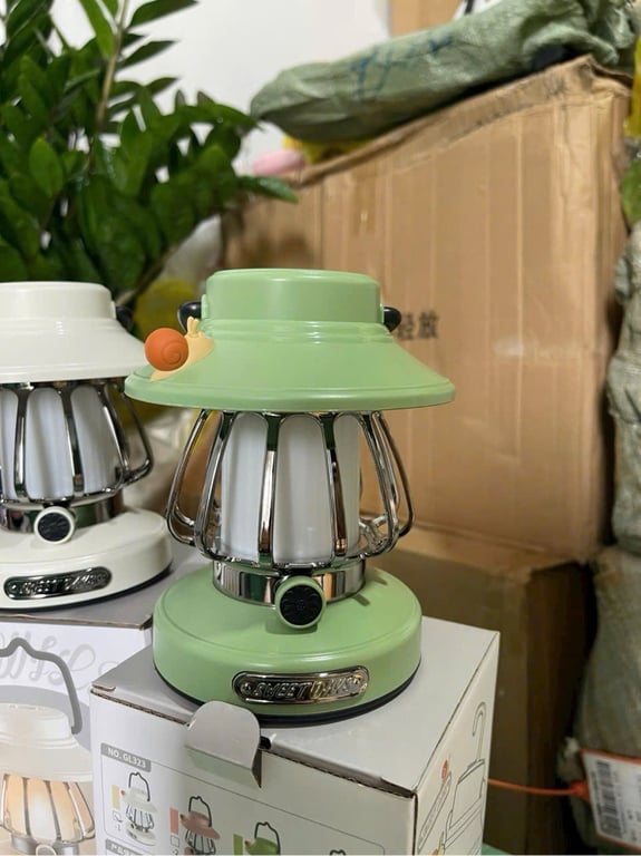 CUTE HẠT ME ĐÈN BÃO TÍCH ĐIỆN