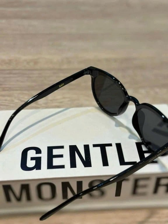 KÍNH GENTLE MONSTER HER 13