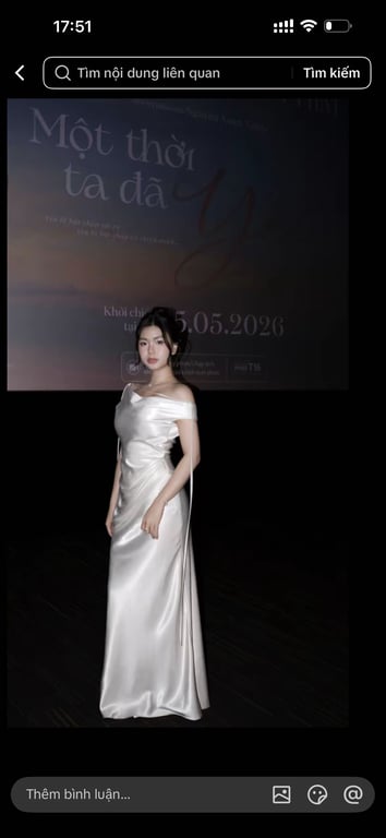 Váy lụa trắng trễ vai - sz M