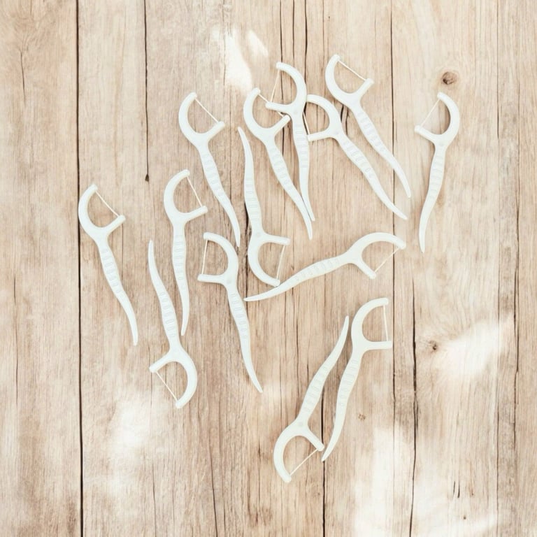 Gói 56 tăm chỉ nha khoa Tagami Nhật Bản