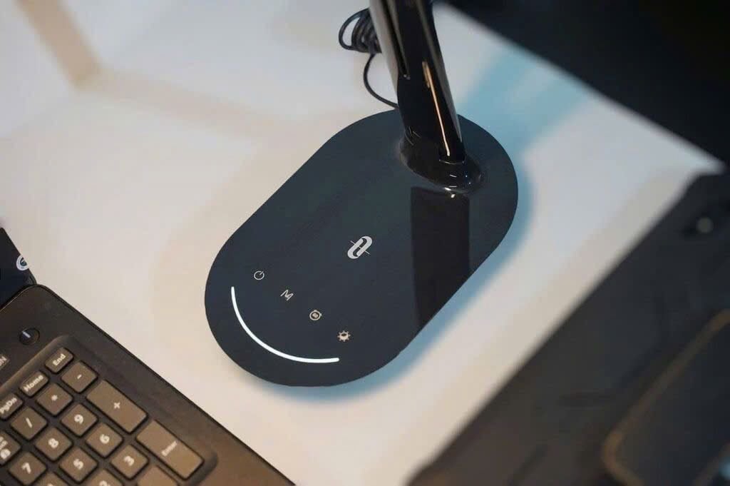 Đèn TAOTRONICS TT-DL064 PRO – Bản nâng cấp chống cận xịn sò