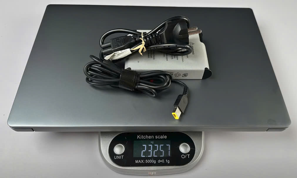 Laptop Lenovo LOQ 15IAX9E 83LK0079VN (Intel Core i5-12450HX | RTX 3050 6GB | 15.6 inch FHD 144Hz | 512GB | 16GB | Win 11 | Xám)