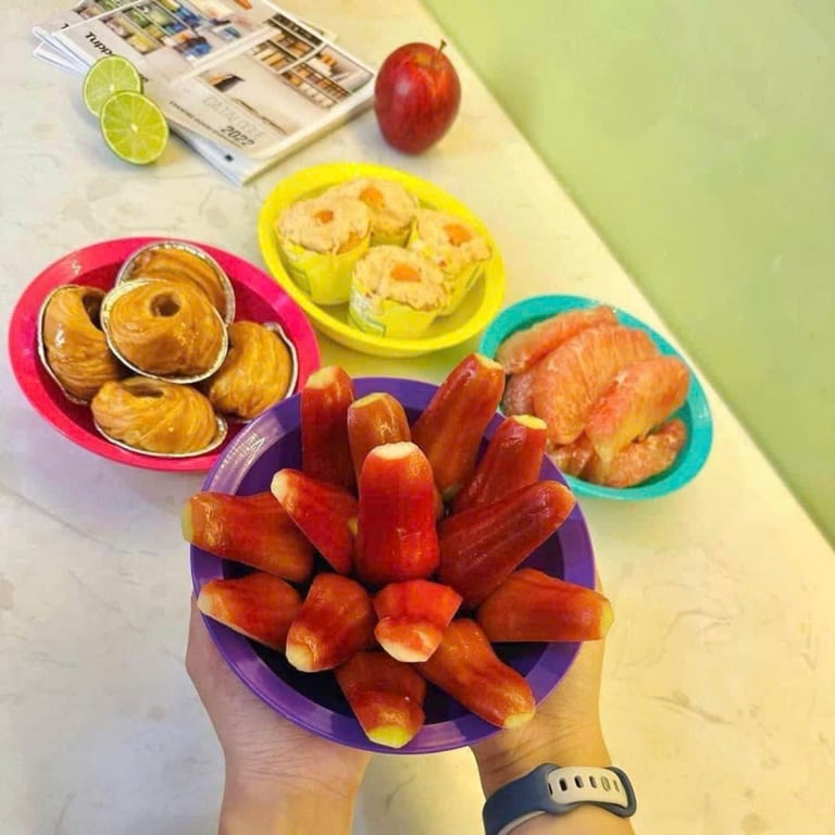 Set 2 đĩa colorful tupperware