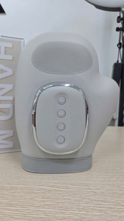 MÁY MASSAGE BÀN TAY 2025