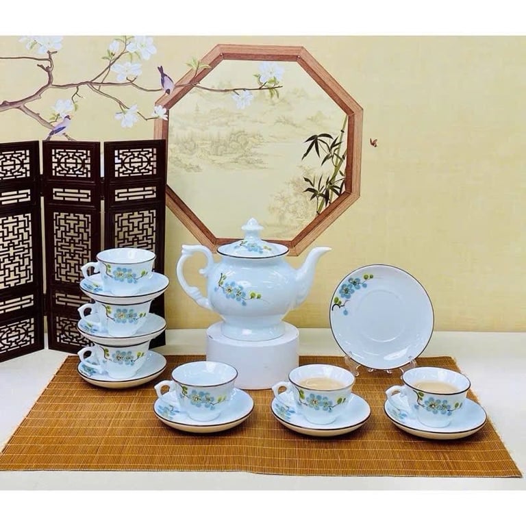 Bộ ấm trà vẽ tay hoa mận nổi men trắng cao cấp Bát Tràng
