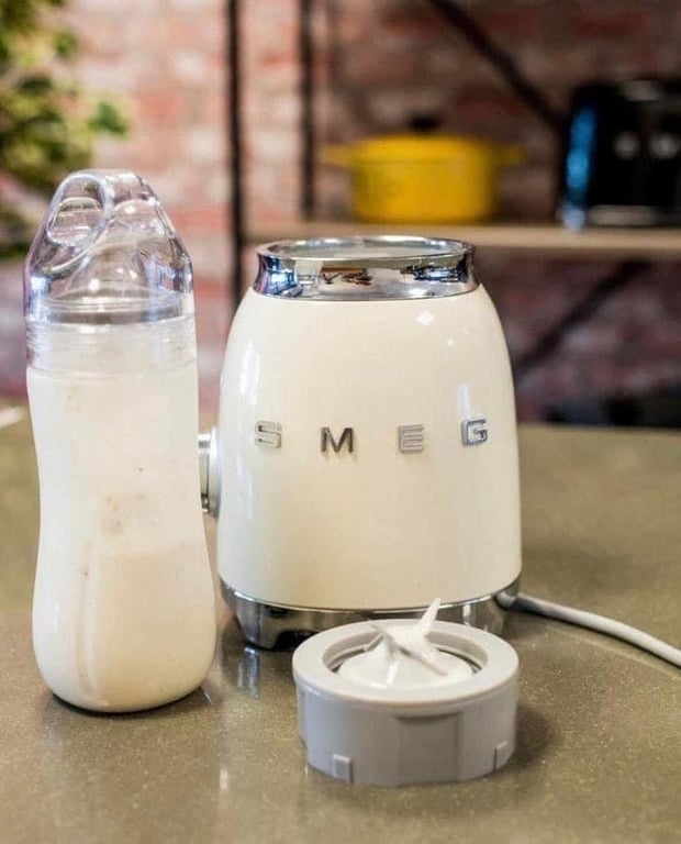 Máy xay sinh tố Smeg PBF01CREU ❤️