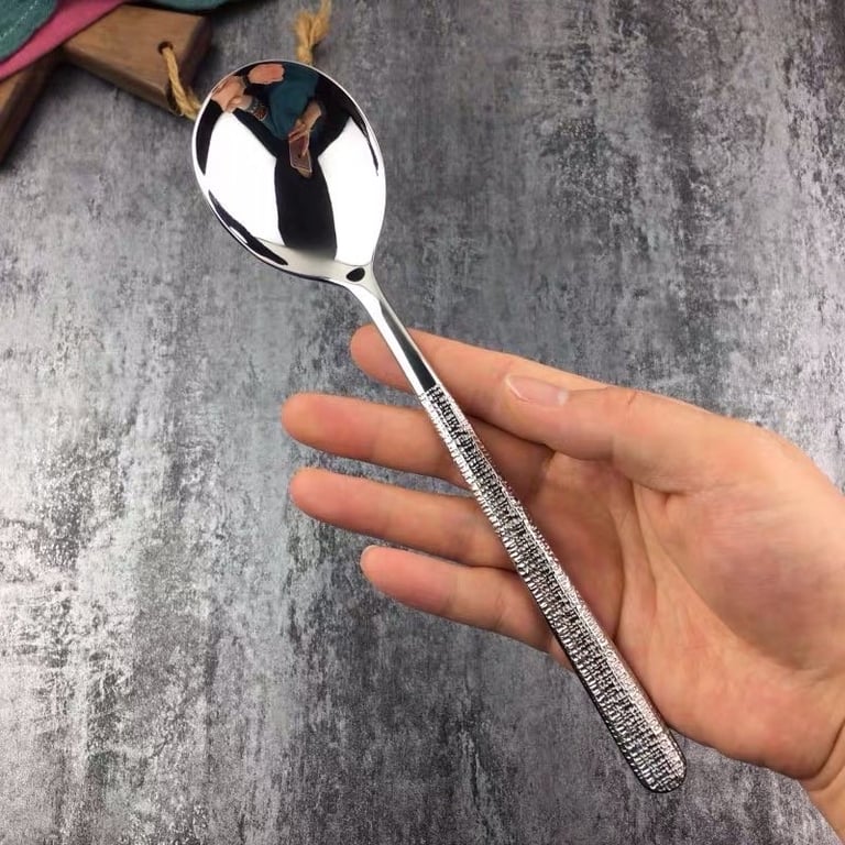 Set 5 thìa vân cán khắc inox Chockmen CKM57