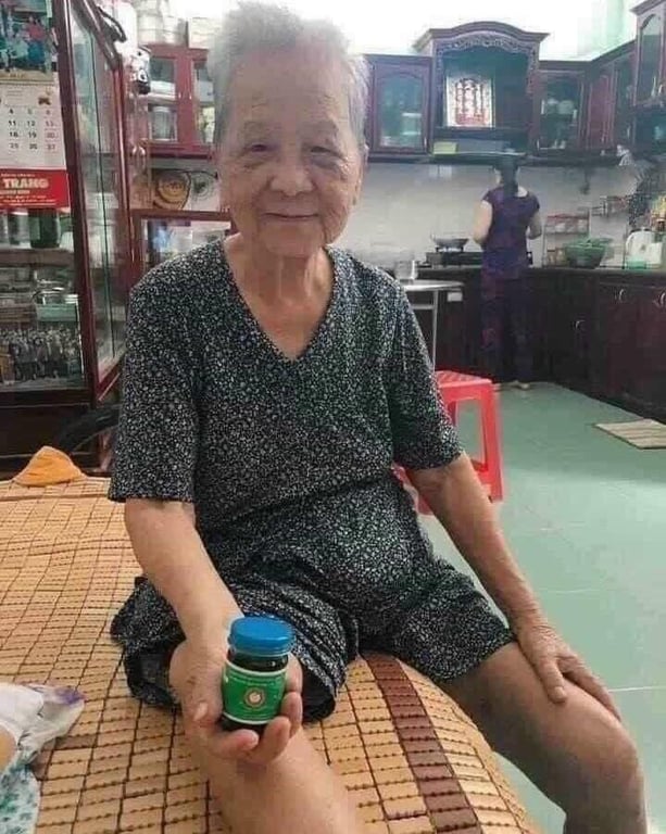 🐻 🐻 🐻 DẦU MẬT GẤU THÁI LAN