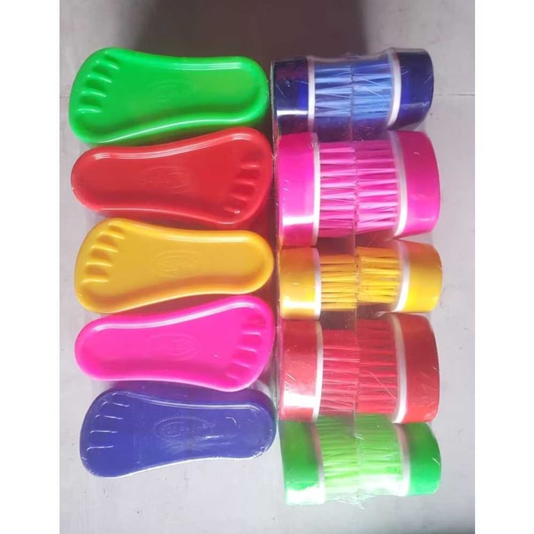 Bàn chải chân nhỏ