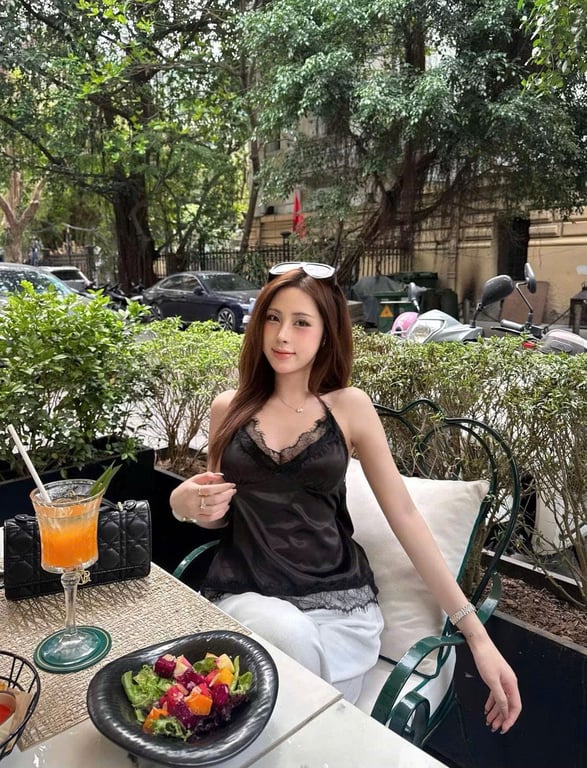 Áo ren đen 2 dây