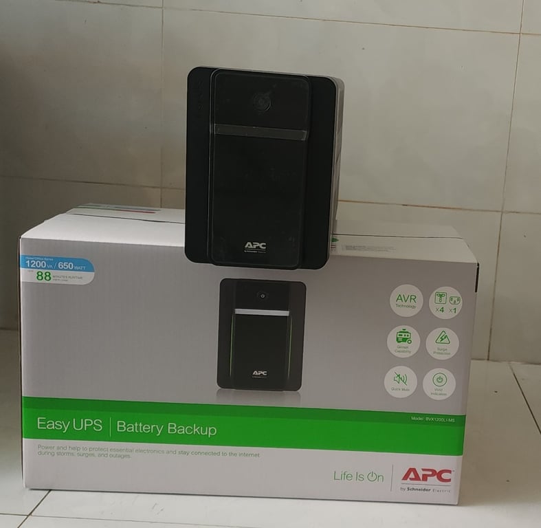 Bộ Lưu Điện APC BVX1200LI-MS Easy UPS 1200VA