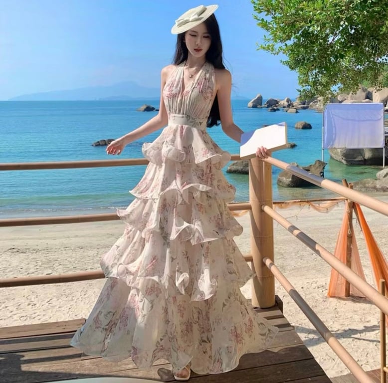Maxi cổ yếm dài hoa tầng - DT257