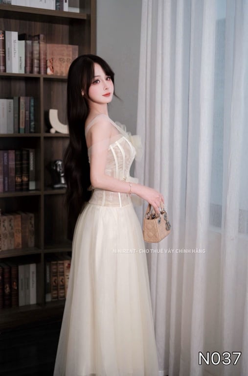 N037- váy dài nơ cúp ngực