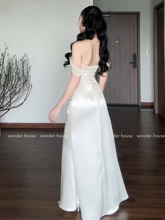 Đầm lụa thiết kế brand Wonderhouse