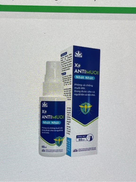 Xịt muỗi  nhất nhất xanh dương
