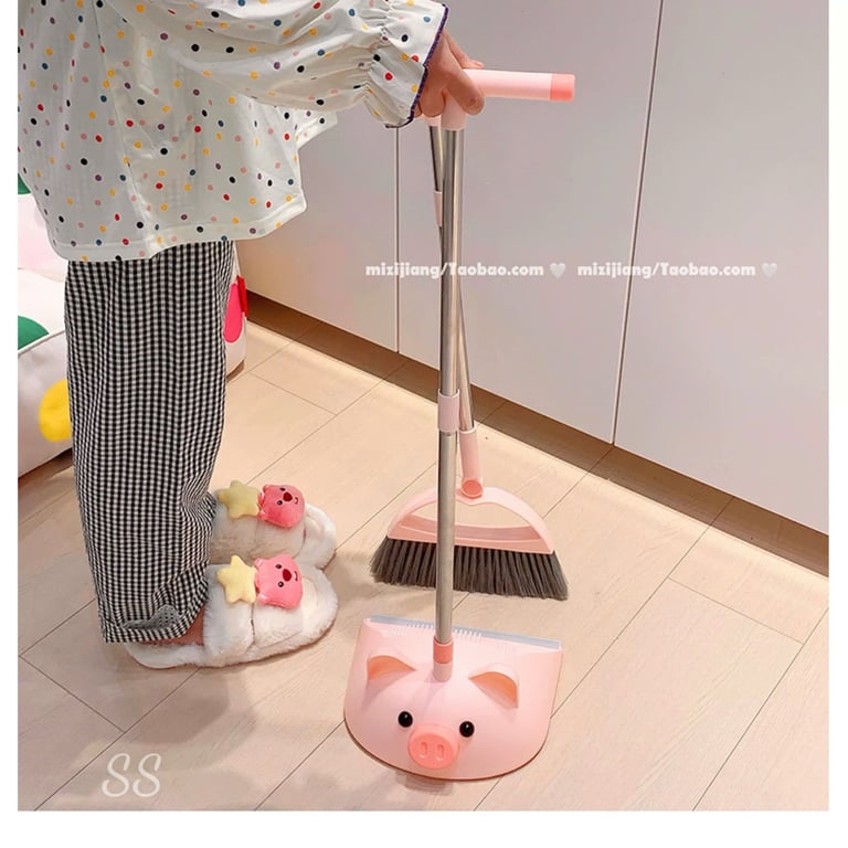 Bộ chổi hót rác heo hồng dễ thương