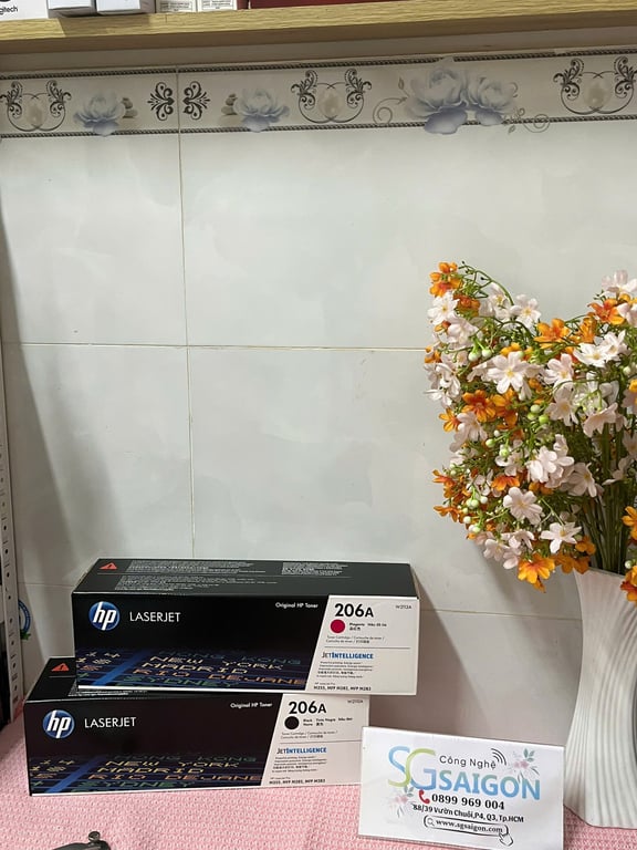 Hộp Mực Máy In Laser Màu HP 206A Magenta (W2113A)- Chính Hãng