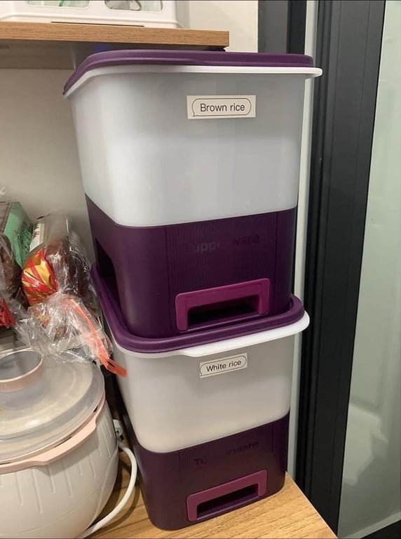Thùng đựng gạo tupper ware