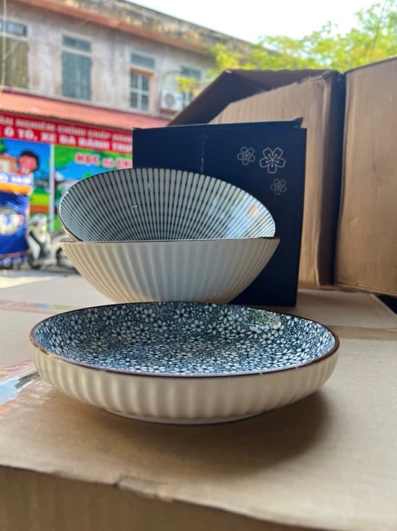 SET 2 BÁT 1 ĐĨA SỨ hàng km của Comfort