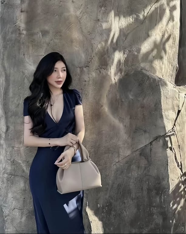 Váy lụa xanh navy trơn - DT299