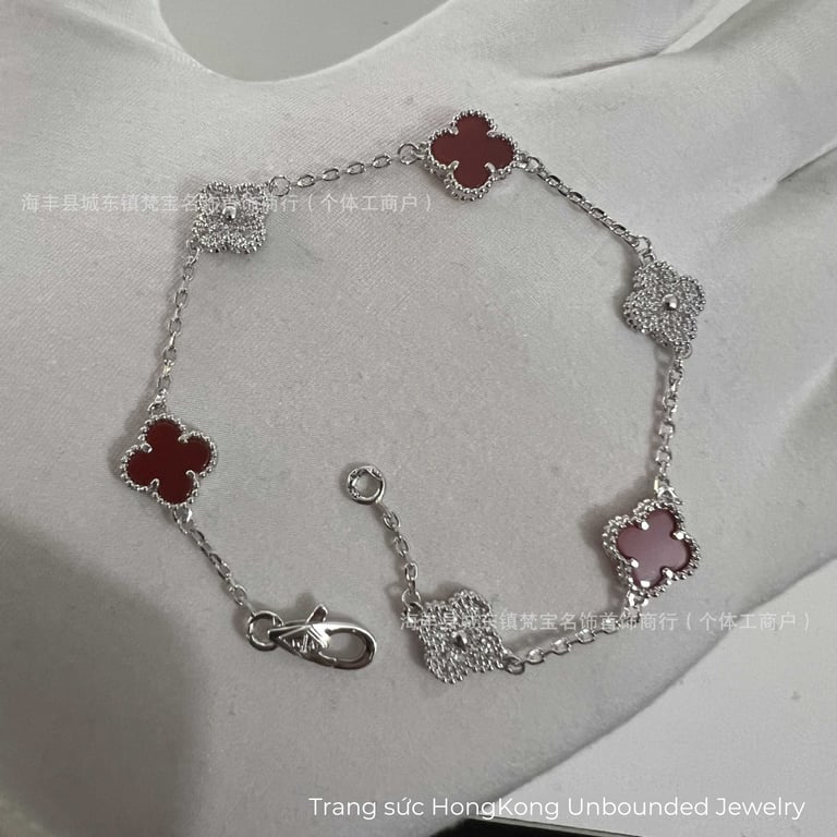 Lắc tay Van Cleef mini 9mm - Đá Carnelian đỏ phối kim cương